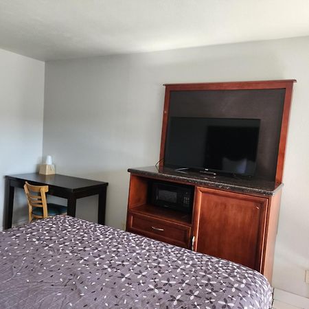 Pacific Inn كريسينت سيتي المظهر الخارجي الصورة